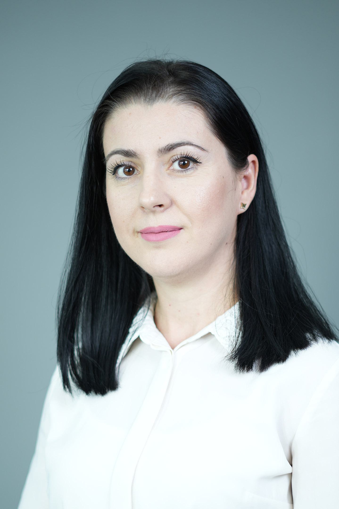 Loziana Prifti English B Teacher